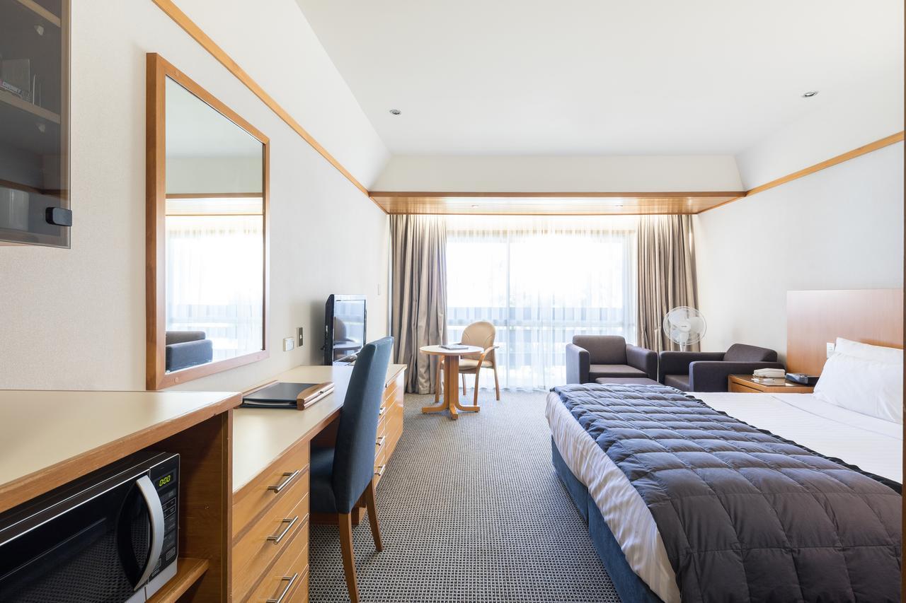 Commodore Airport Hotel Крайстчерч Екстер'єр фото
